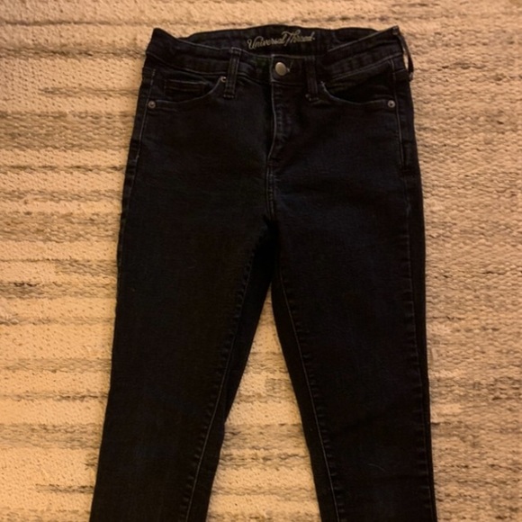 Universal Thread Skinny Jeans - Picture 2 of 5